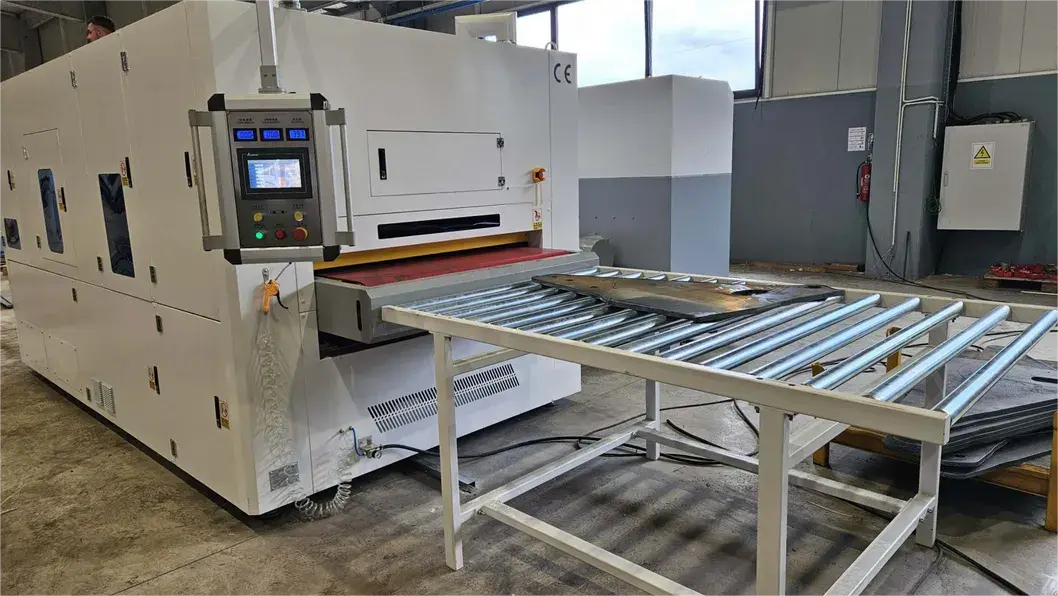 800mm 1000mm Aluminium Metal Stainless Sheet Wide Belt Sanding Polishing Deburring Machine